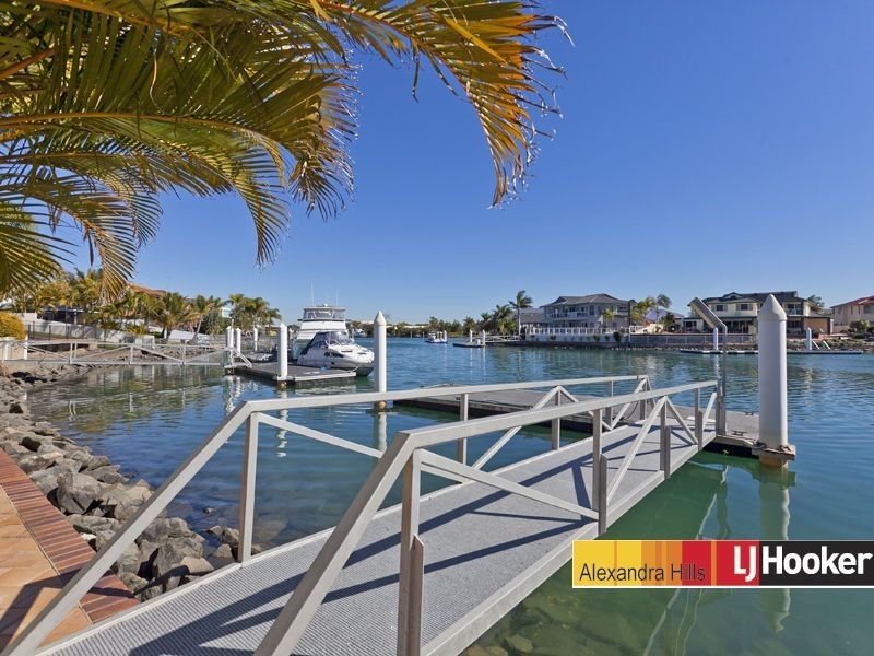 8 Mainroyal Court, Raby Bay QLD 4163