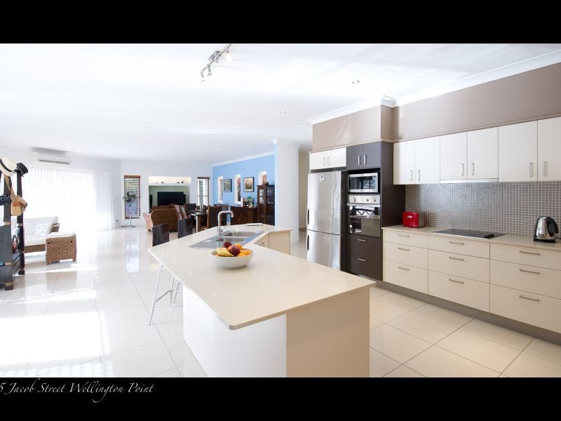 35 Jacob Street, Wellington Point QLD 4160