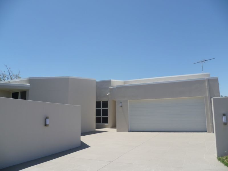 25 Mainroyal Court, Cleveland QLD 4163