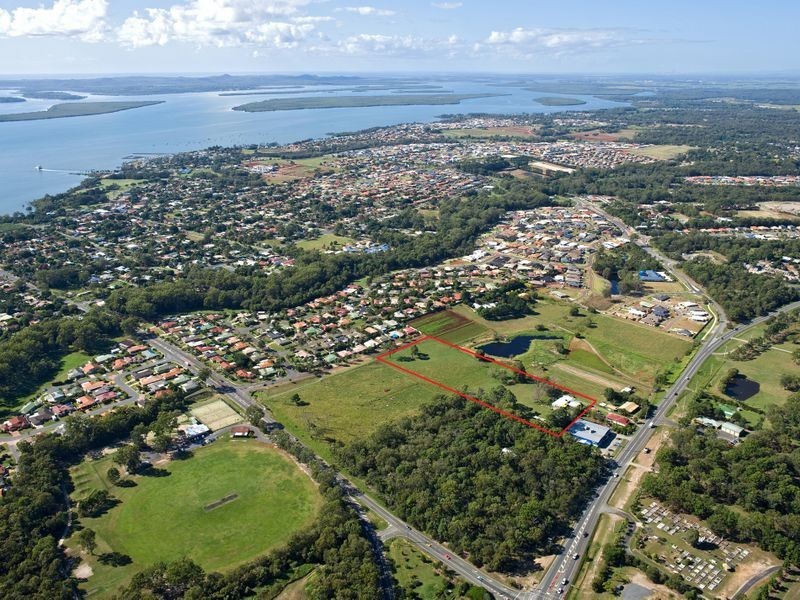 38 Gordon Rd, Redland Bay QLD 4165