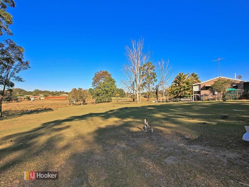 38 Gordon Rd, Redland Bay QLD 4165