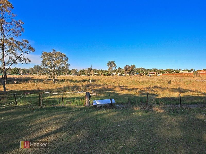 38 Gordon Rd, Redland Bay QLD 4165