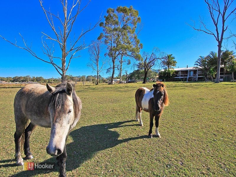38 Gordon Rd, Redland Bay QLD 4165