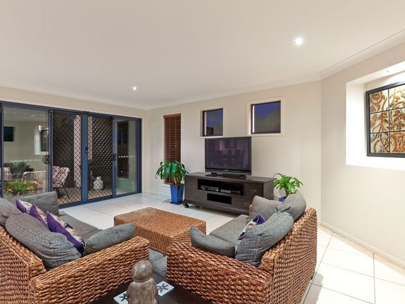 47 Trafalgar Vale Avenue, Wellington Point QLD 4160