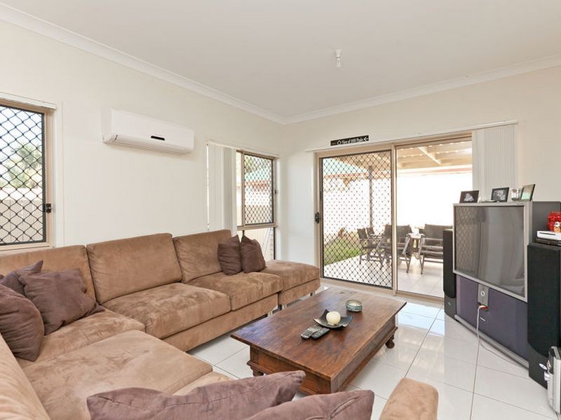 17 Myra Street, Birkdale QLD 4159