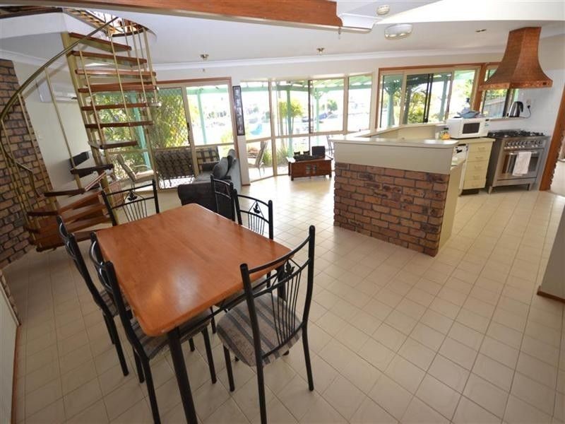 3 Voyagers Court, Raby Bay QLD 4163