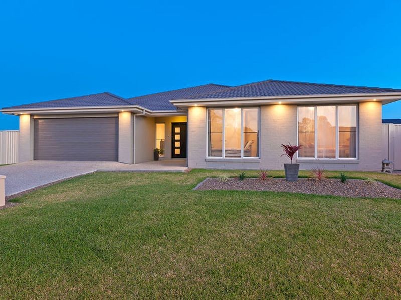 29 Bibury Street, Wellington Point QLD 4160