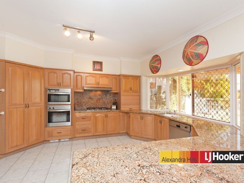 8 Mainroyal Court, Cleveland QLD 4163