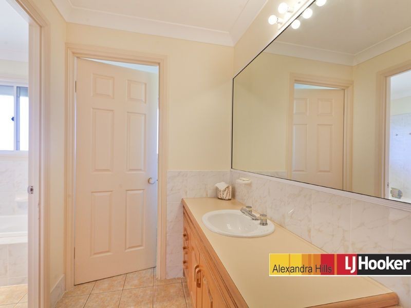 8 Mainroyal Court, Cleveland QLD 4163