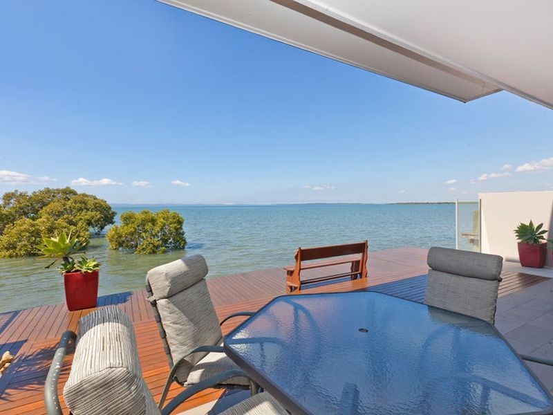 171 Shore Street North, Cleveland QLD 4163