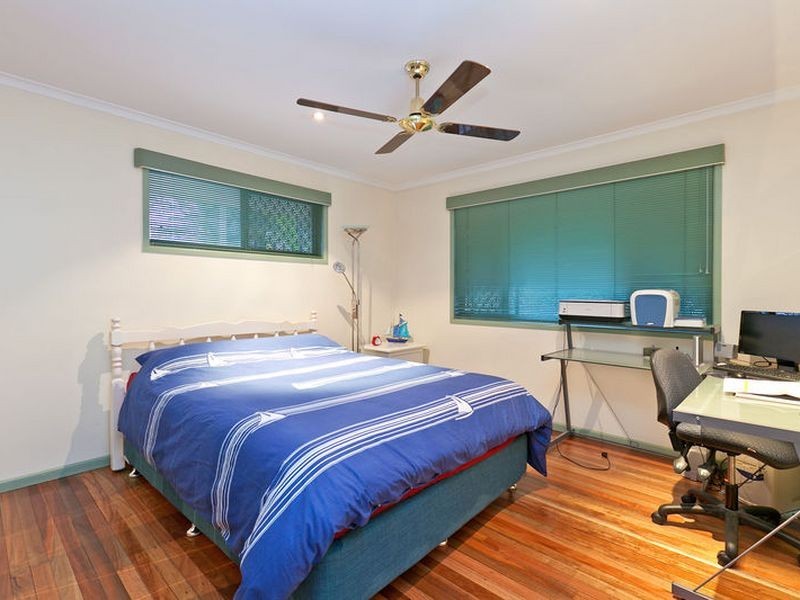 1 Strahan Street, Belmont QLD 4153