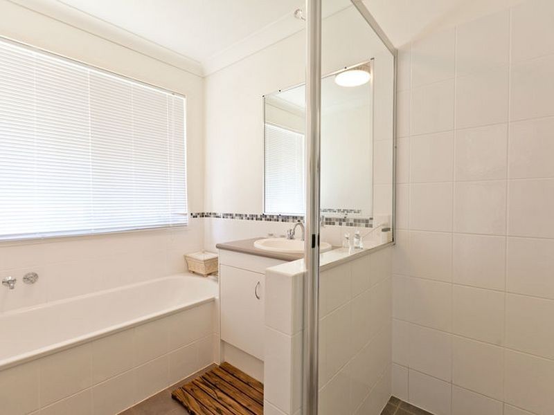 17 Canegrove Circuit, Wellington Point QLD 4160