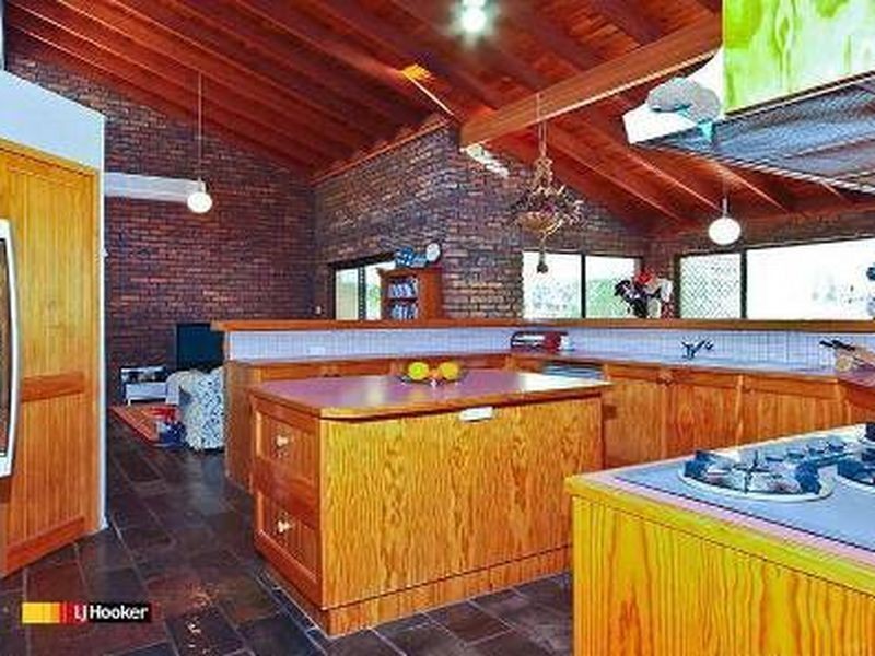 13 Oakwood Street, Capalaba QLD 4157