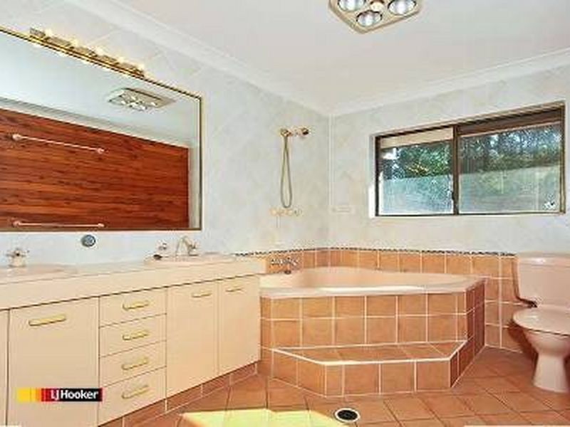 13 Oakwood Street, Capalaba QLD 4157