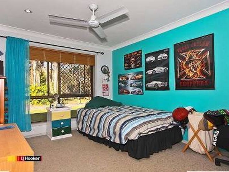 13 Oakwood Street, Capalaba QLD 4157