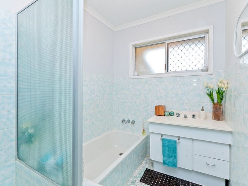 10 Leyton Street, Birkdale QLD 4159