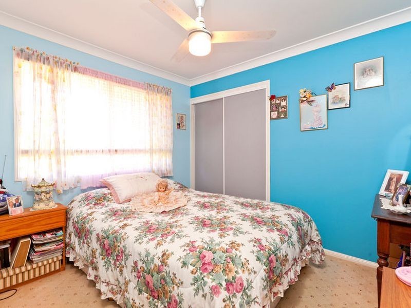 24 Strachan Road, Victoria Point QLD 4165