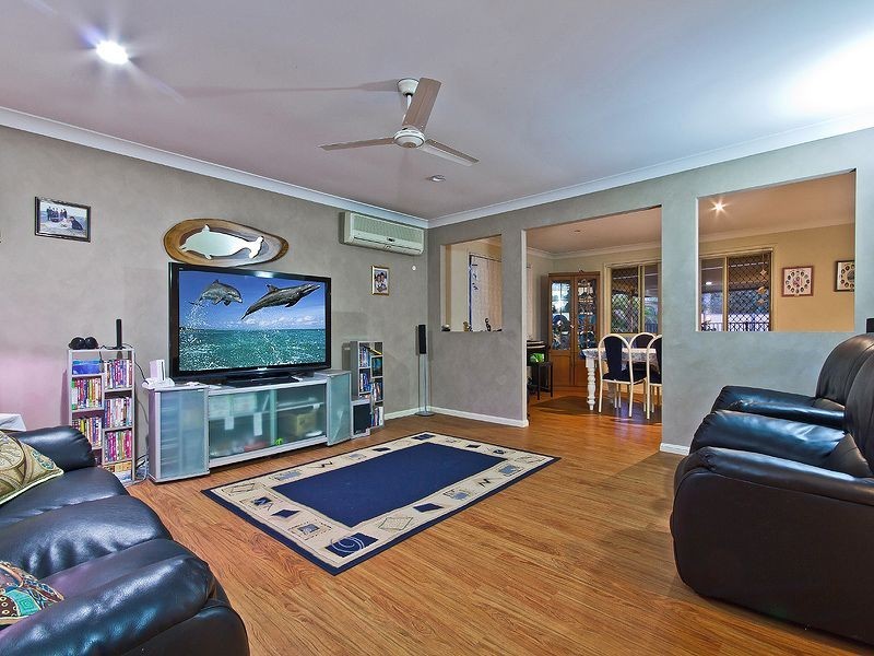 33 Pedwell Place, Birkdale QLD 4159