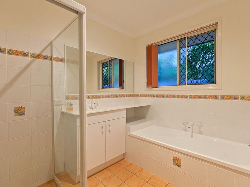 9 Galena Street, Wellington Point QLD 4160