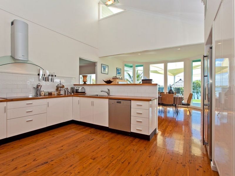 18 Colburn Avenue, Victoria Point QLD 4165