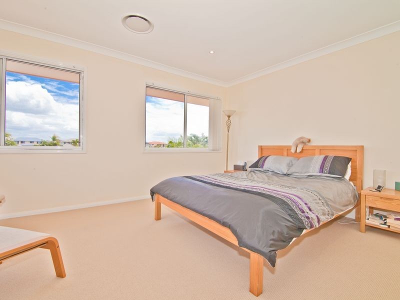 22 Carling Court, Raby Bay QLD 4163