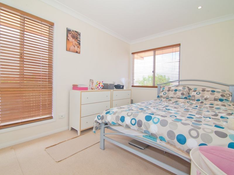 22 Carling Court, Raby Bay QLD 4163