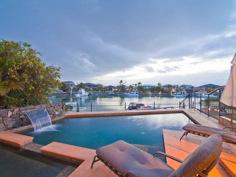 22 Carling Court, Raby Bay QLD 4163
