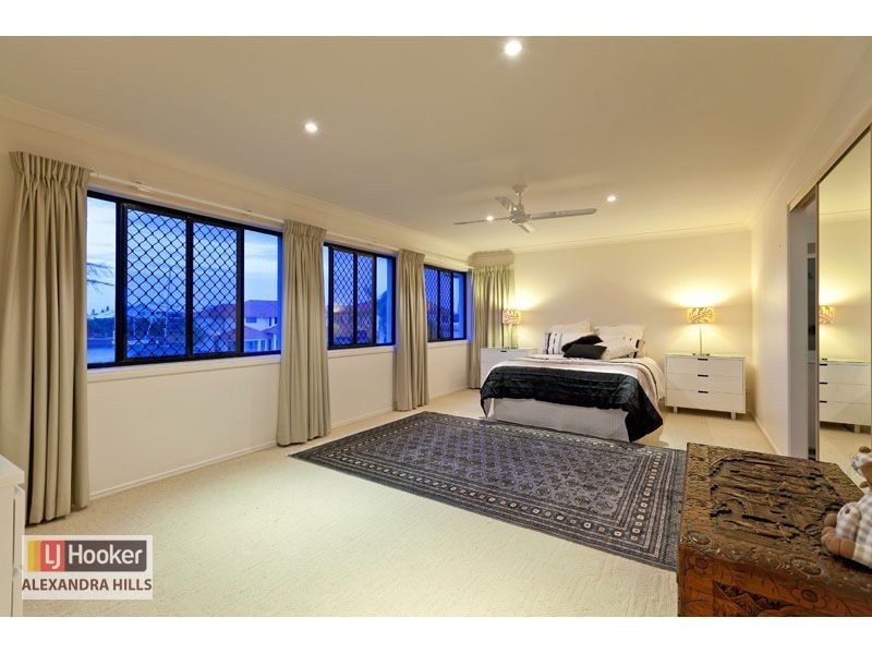 13 Cayman Crescent, Ormiston QLD 4160