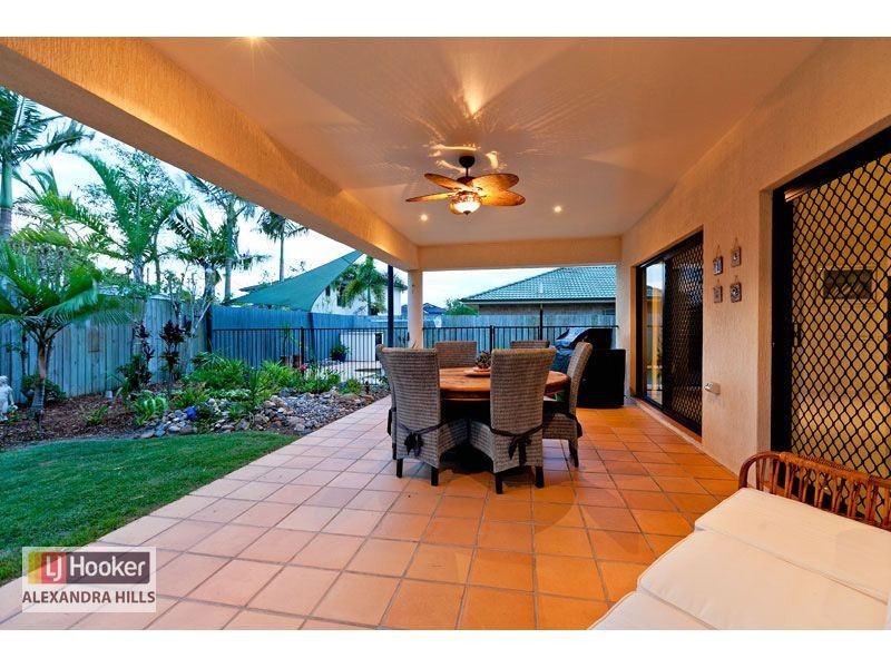 13 Cayman Crescent, Ormiston QLD 4160
