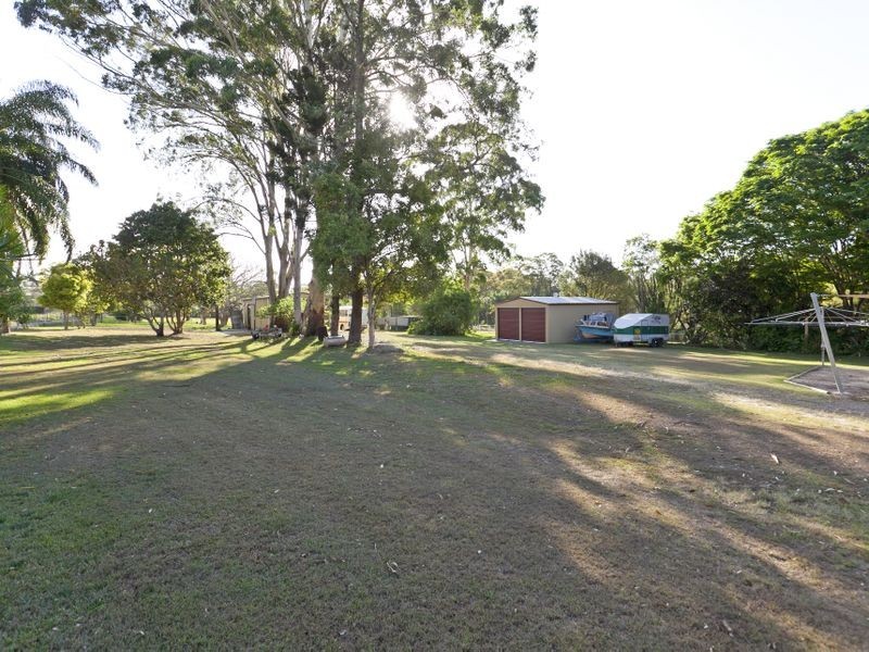 233 Redland Bay Road, Capalaba QLD 4157