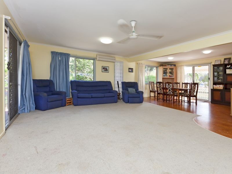 233 Redland Bay Road, Capalaba QLD 4157