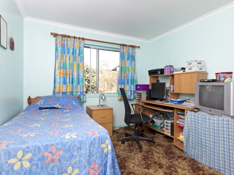 233 Redland Bay Road, Capalaba QLD 4157