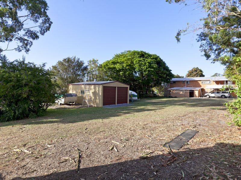 233 Redland Bay Road, Capalaba QLD 4157