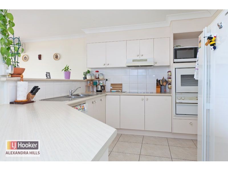 13/2 Channel Street, Cleveland QLD 4163