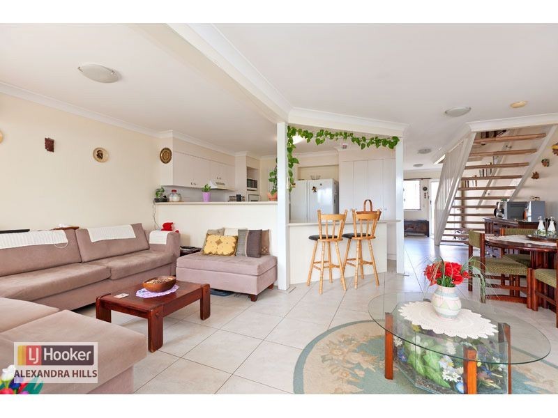 13/2 Channel Street, Cleveland QLD 4163