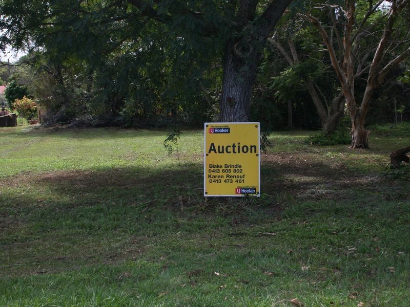 19 Curlew Street, Macleay Island QLD 4184