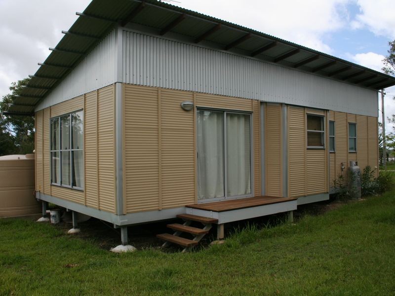 17 Cressy Street, Macleay Island QLD 4184