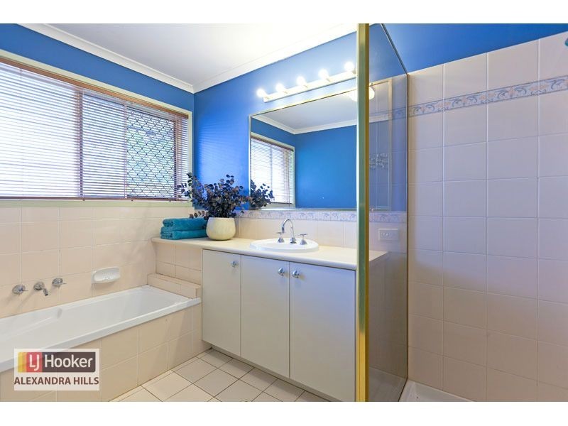 11 Turner Crescent, Wellington Point QLD 4160