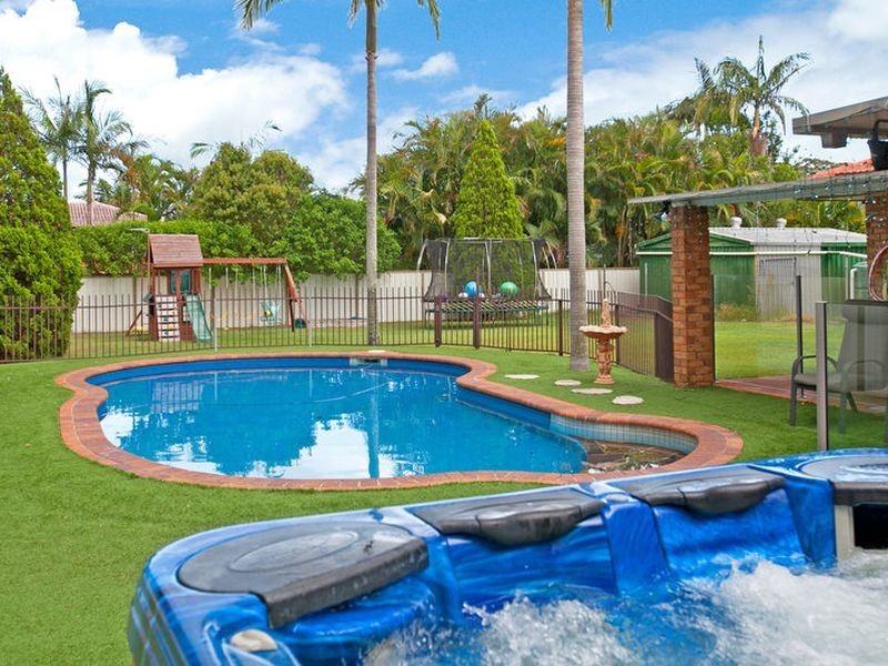 74 Wentworth Drive, Capalaba QLD 4157