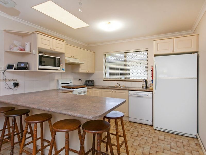 74 Wentworth Drive, Capalaba QLD 4157