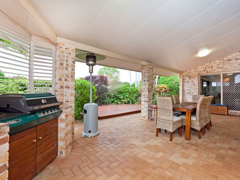 2 Waverley Court, Ormiston QLD 4160