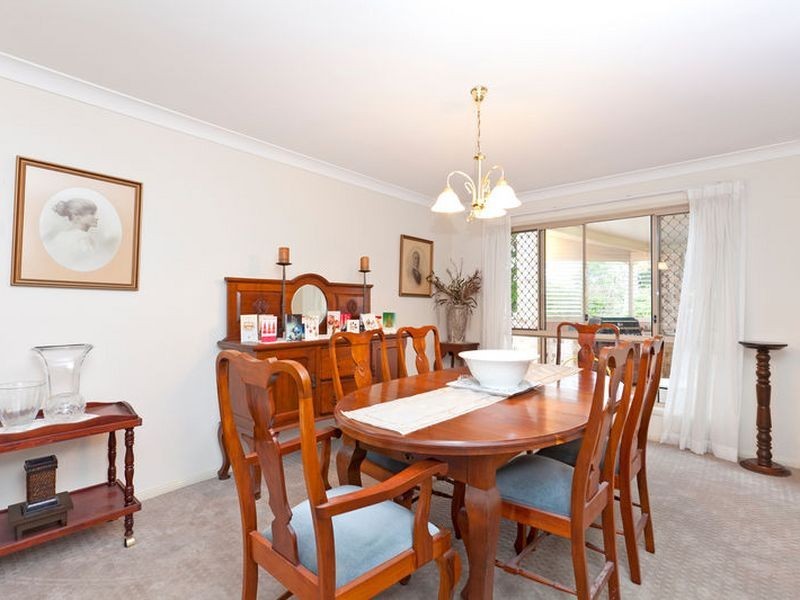 2 Waverley Court, Ormiston QLD 4160