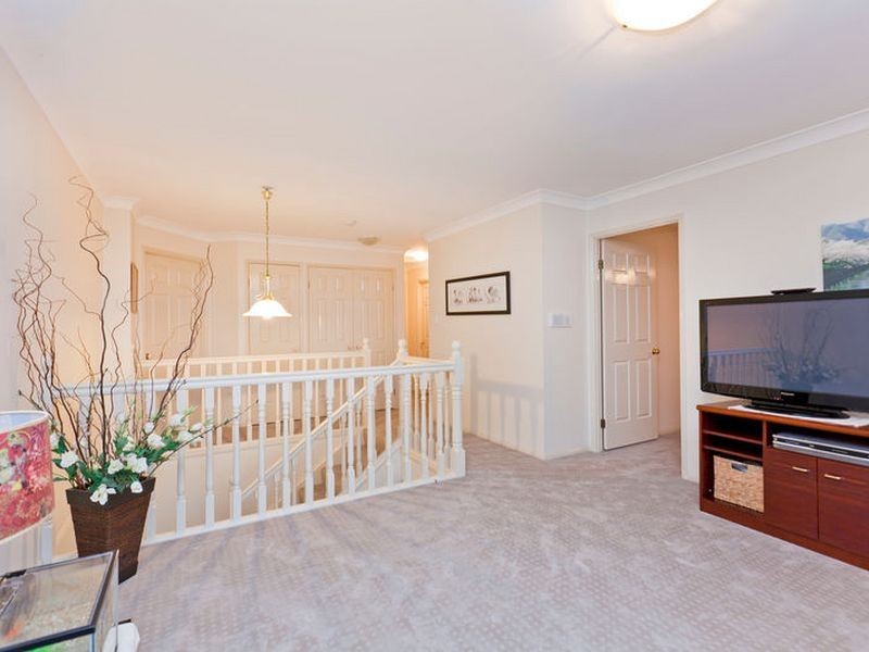 2 Waverley Court, Ormiston QLD 4160