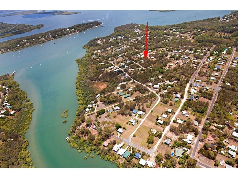 23 Hastings Terrace, Macleay Island QLD 4184