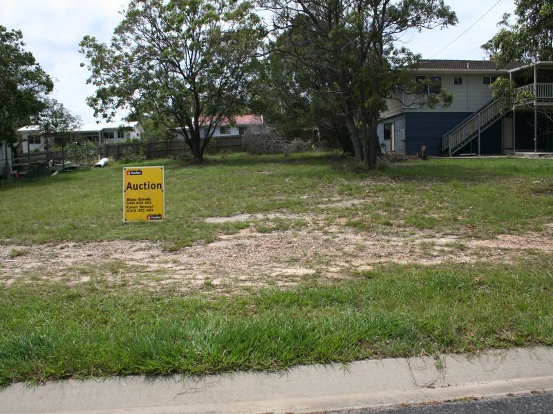 23 Hastings Terrace, Macleay Island QLD 4184