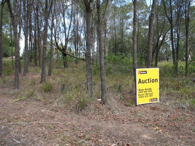 30 Florence Street, Macleay Island QLD 4184