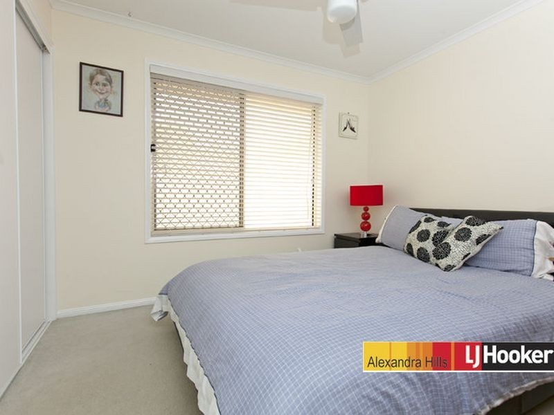 6 Torquay Road, Redland Bay QLD 4165