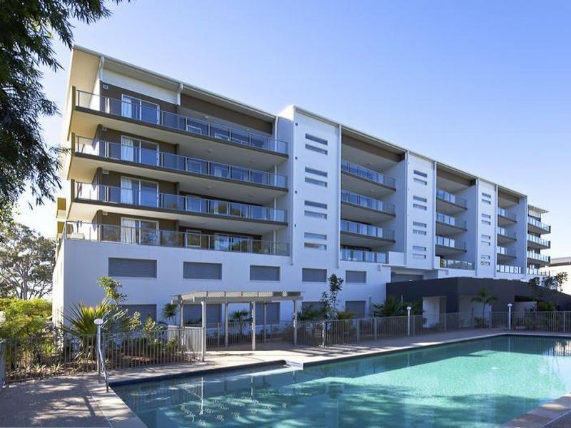 7-13 Shore Street East, Cleveland QLD 4163