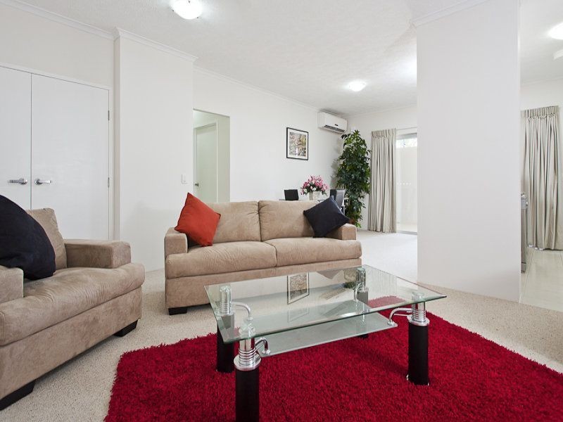 7-13 Shore Street East, Cleveland QLD 4163
