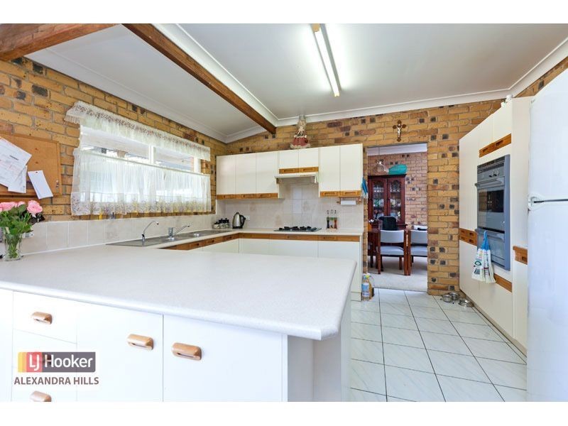 15 Lyndon Road, Capalaba QLD 4157